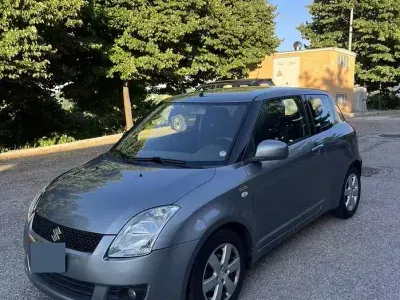 Usata Suzuki Swift 75 CV (55 kW) 2008 Grigio Utilitaria