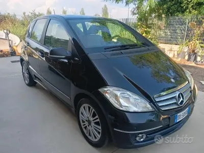 Usata Mercedes A200 140 CV (102 kW) 2009 Nero Berlina