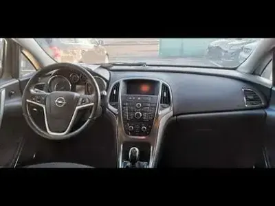 Usata Opel Astra 125 CV (91 kW) 2013 Grigio Station wagon