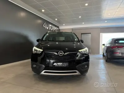 Usata Opel Crossland X S 102 CV (75 kW) 2020 Nero SUV