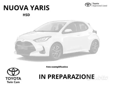 Usata Toyota Yaris Hybrid Trend 115 CV (84 kW) 2022 Grigio Berlina