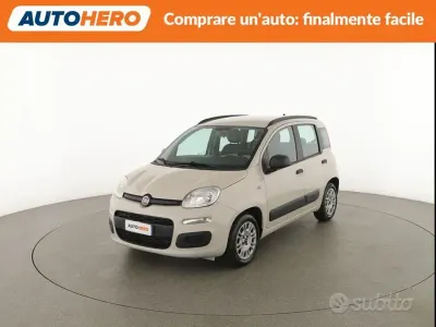 Usado Fiat Panda Easy 69 HP (50 kW) 2015 Bege Citadino