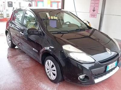 Usata Renault Clio II 2010 Berlina