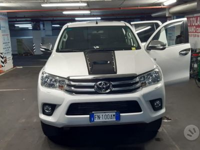 usata Toyota HiLux 