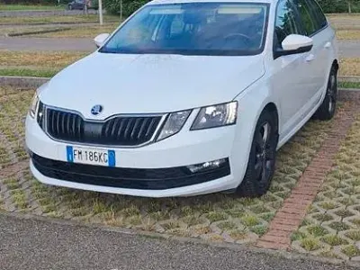 Usata Skoda Octavia 150 CV (110 kW) 2017 Bianco Station wagon