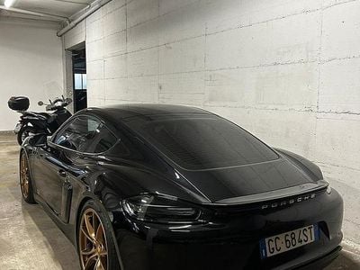 Usata Porsche 718 Cayman 300 CV (220 kW) 2020 Nero Coupé