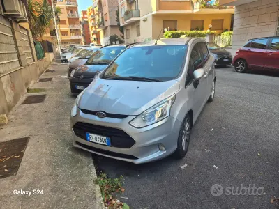 Usata Ford B-MAX 90 CV (66 kW) 2014 Grigio Monovolume