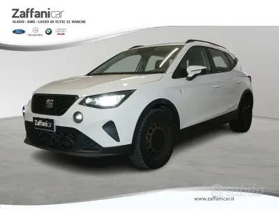 Usado Seat Arona Reference 90 CV (66 kW) 2022 Blanco SUV