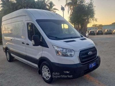 Begagnad Ford Transit Trend 170 HK (125 kW) 2021 Vit Sedan