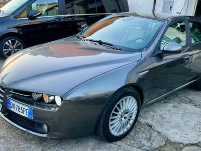 usata Alfa Romeo 159 1.9 JTDm Sportwagon Distinctive