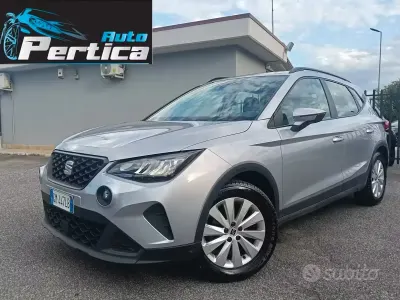 Usata Seat Arona Style 95 CV (69 kW) 2022 Grigio SUV