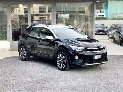 Usata Kia Stonic 110 CV (80 kW) 2018 Nero SUV