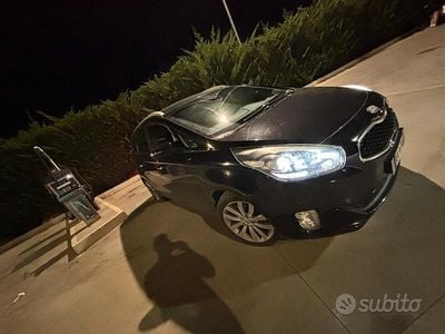 Usata Kia Carens 116 CV (85 kW) 2013 Nero Monovolume