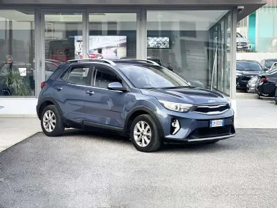 Usata Kia Stonic 82 CV (60 kW) 2022 Blu SUV