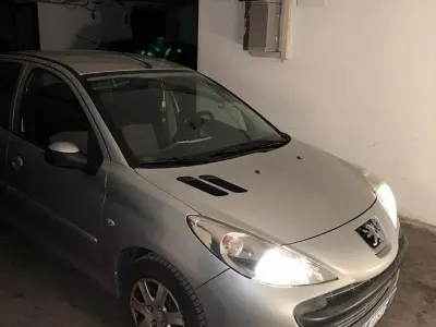 Occasion Peugeot 206+ 68 ch (50 kW) 2011 Gris Citadine