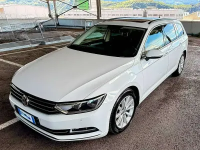 Usata VW Passat 150 CV (110 kW) 2017 Bianco Station wagon