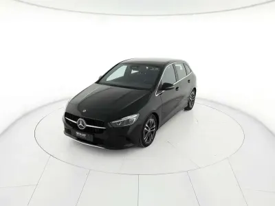 Usata Mercedes B180 Advanced 116 CV (85 kW) 2023 Nero Utilitaria