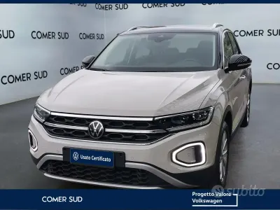 Usata VW T-Roc Style 110 CV (80 kW) 2023 Grigio SUV