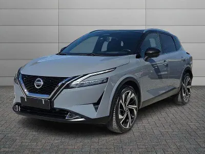 Usata Nissan Qashqai Tekna+ 157 CV (115 kW) 2022 Grigio SUV
