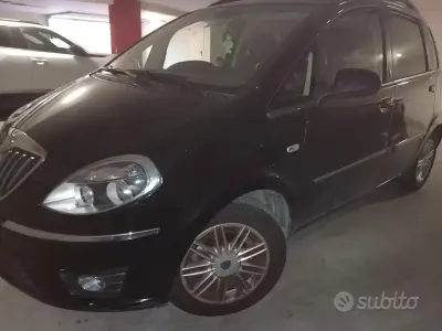 Usata Lancia Musa 77 CV (56 kW) 2012 Monovolume