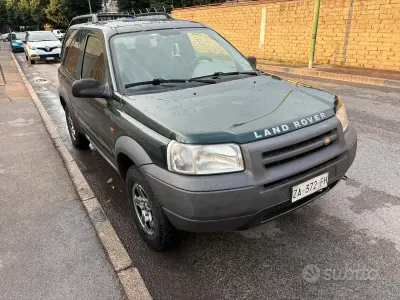 Usata Land Rover Freelander 117 CV (86 kW) 2001 Verde SUV