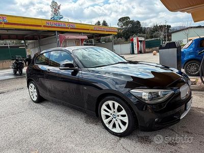 Usata BMW 118 Sport Line 143 CV (105 kW) 2014 Nero Utilitaria