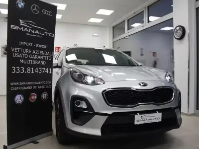 Usata Kia Sportage 135 CV (99 kW) 2021 Argento SUV