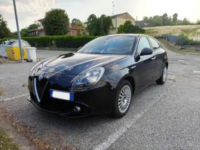 Usata Alfa Romeo Giulietta Business 120 CV (88 kW) 2018 Utilitaria