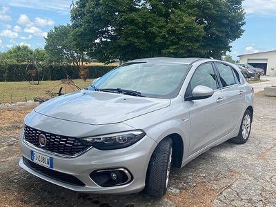 Usata Fiat Tipo 120 CV (88 kW) 2017 Grigio Utilitaria