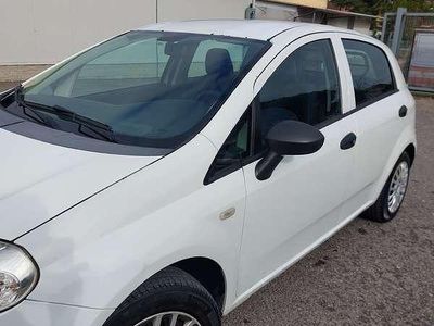 Usata Fiat Grande Punto 75 CV (55 kW) 2009 Bianco Utilitaria