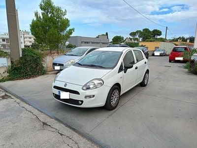 Usata Fiat Punto Street 77 CV (56 kW) 2018 Bianco Utilitaria