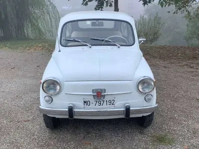 Usata Fiat 600 33 CV (24 kW) 1967 Bianco Berlina