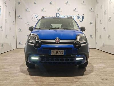 Usata Fiat Panda Cross Cross 69 CV (50 kW) 2018 Blu/azzurro Utilitaria