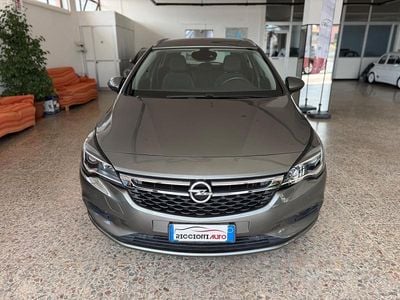 Usata Opel Astra Business 110 CV (80 kW) 2019 Grigio Station wagon