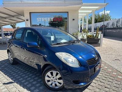 Begagnad Toyota Yaris Sol 90 HK (66 kW) 2008 Blå Halvkombi