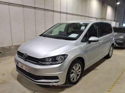 Usata VW Touran Business 122 CV (89 kW) 2021 Argento Monovolume