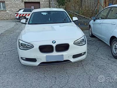 Begagnad BMW 118 Sport Line 143 HK (105 kW) 2013 Vit Halvkombi