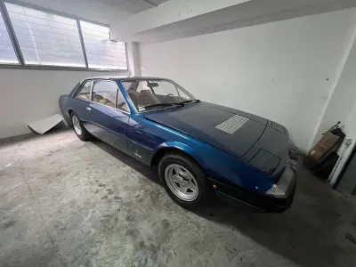 Usata Ferrari 365 330 CV (242 kW) 1975 Blu/azzurro Berlina