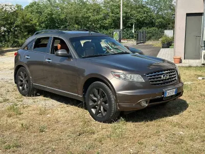Usata Infiniti Fx35 280 CV (205 kW) 2005 Bronzo SUV