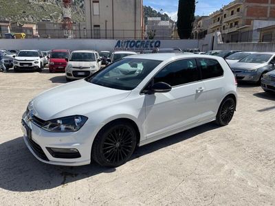 usata VW Golf 1.6 TDI 110 CV 3p. R LINE