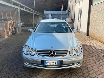 Usata Mercedes CLK320 218 CV (160 kW) 2004 Grigio