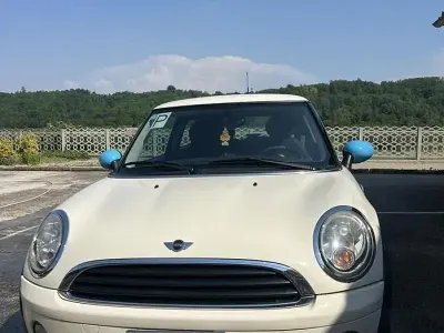 Usata Mini ONE 75 CV (55 kW) 2010 Bianco Utilitaria