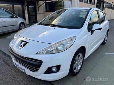 Usata Peugeot 207 70 CV (51 kW) 2010 Bianco Berlina