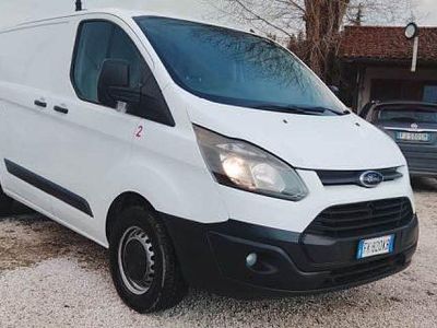 Usata Ford Transit Custom 104 CV (76 kW) 2017 Bianco Berlina