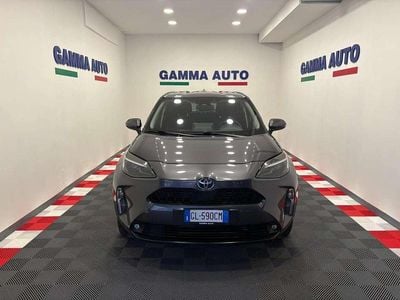 Usata Toyota Yaris Cross Trend 92 CV (67 kW) 2022 Dark gray SUV
