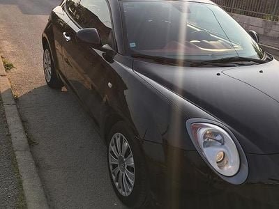 Second-hand Alfa Romeo MiTo 105 CP (77 kW) 2009 Negru Hatchback