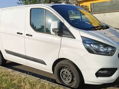 Usata Ford Transit Custom 126 CV (92 kW) 2021 Bianco Furgone