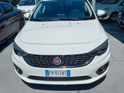 Usata Fiat Tipo Business 95 CV (69 kW) 2018 Bianco Berlina