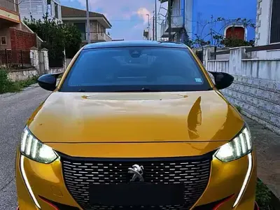 Usata Peugeot 208 GTi 102 CV (75 kW) 2021 Giallo Utilitaria