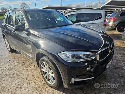 Usata BMW X5 Efficient Dynamics 231 CV (169 kW) 2018 Nero metallizzato SUV